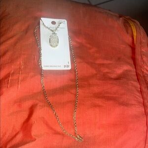 Gold Pendant Necklace